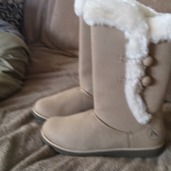 Women’s airwalk boots light suede tan brand new - Picture 3 of 3
